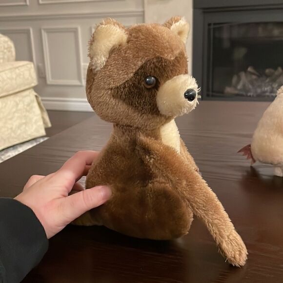 Two 1979 R. Dankin Racoon Stuffed Animals Good Condition 9” tall Vintage 70s - Picture 5 of 15